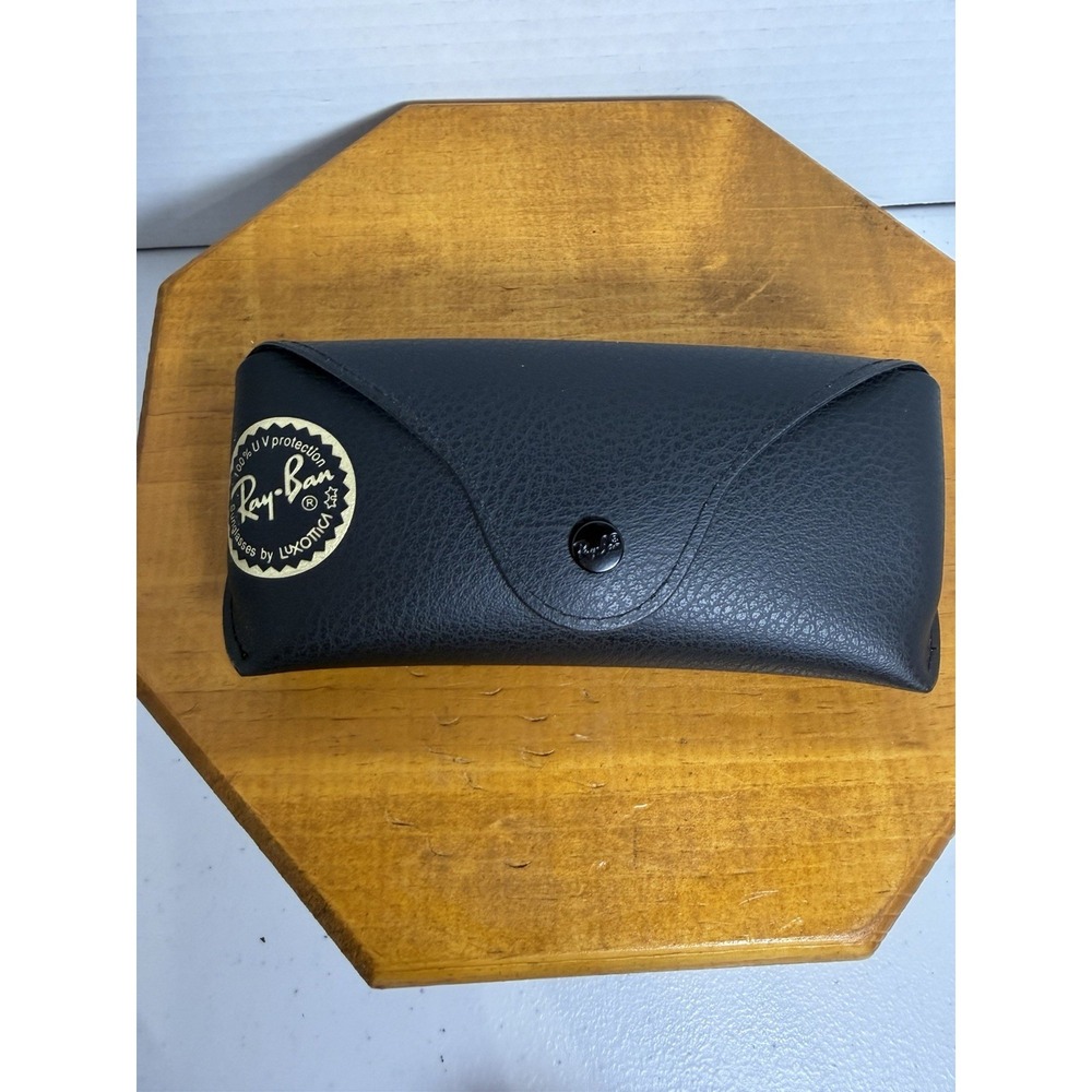 Ray-Ban Sunglasses Case Black‎ Snap Closure Soft Lining Travel Eyewear